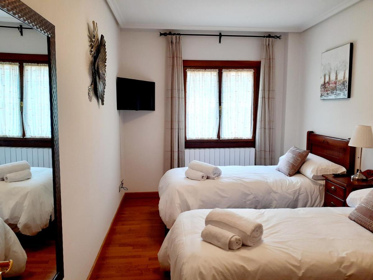 Apartamento Con Jardin Marbles Ezcaray Eksteriør bilde